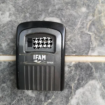 Apartment, Near The شقة